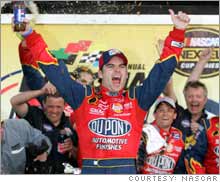 Jeff Gordon was understandably happy about his win at the 2005 Daytona 500, but DuPont shareholders probably should have been worried.