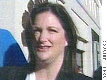 Former Enron assistant treasurer Lea Fastow as she entered prison Monday morning.