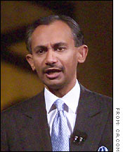 Sanjay Kumar giving a speech in July, 2003